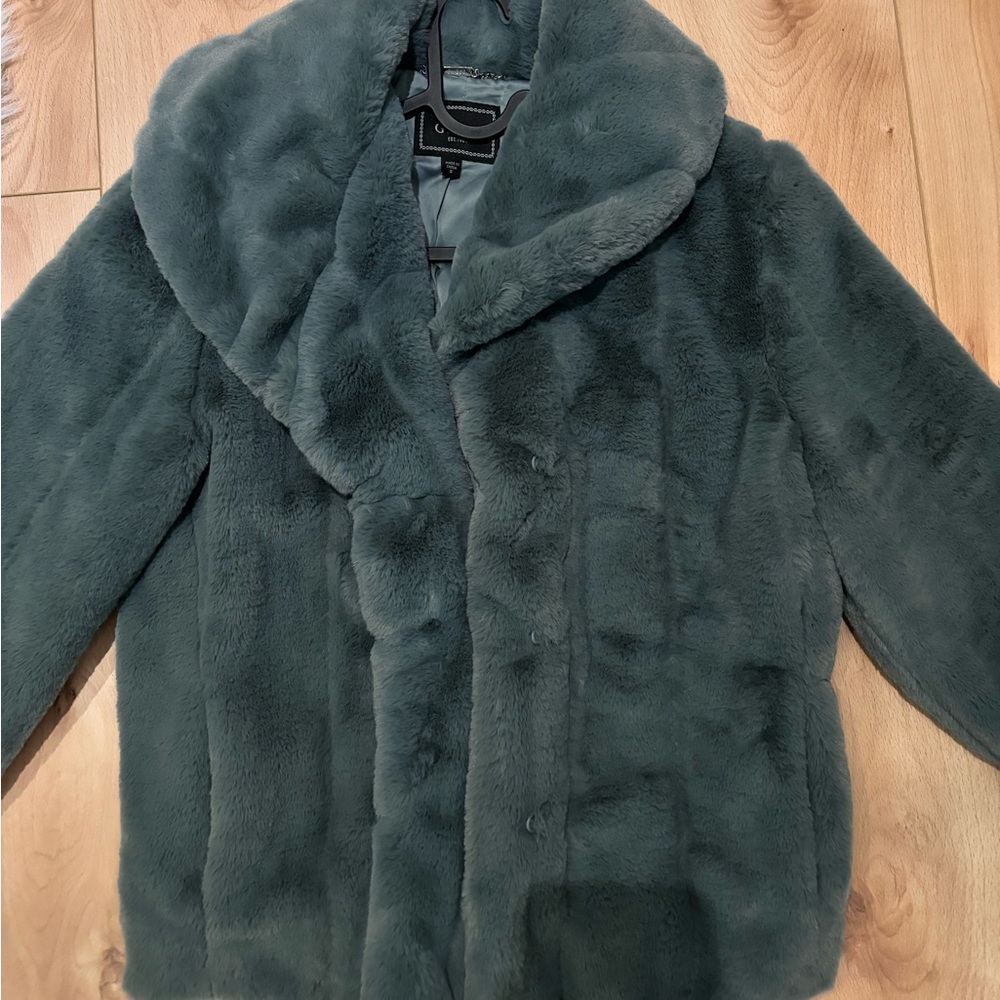 Guess Faux Fur jacket